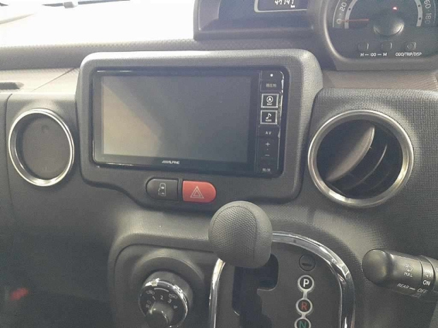 TOYOTA SPADE 2016