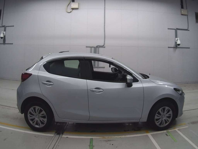 MAZDA MAZDA2 2020