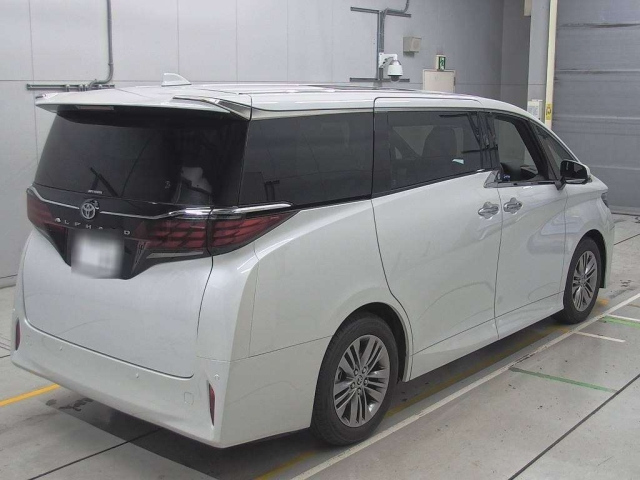 TOYOTA ALPHARD 2024