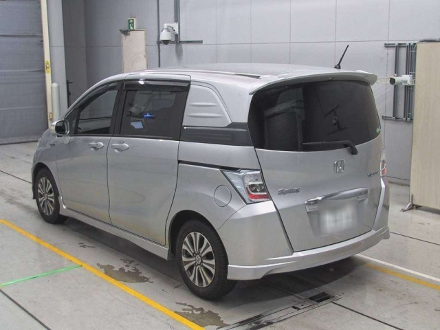 HONDA FREED 2012