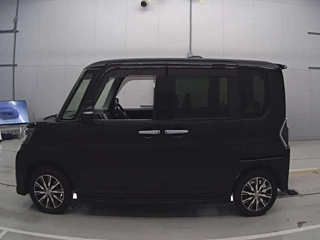 DAIHATSU TANTO 2017