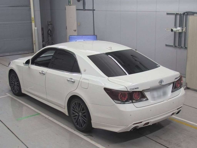 TOYOTA CROWN 2017