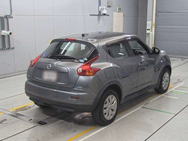 NISSAN JUKE 2010