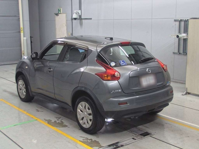 NISSAN JUKE 2010