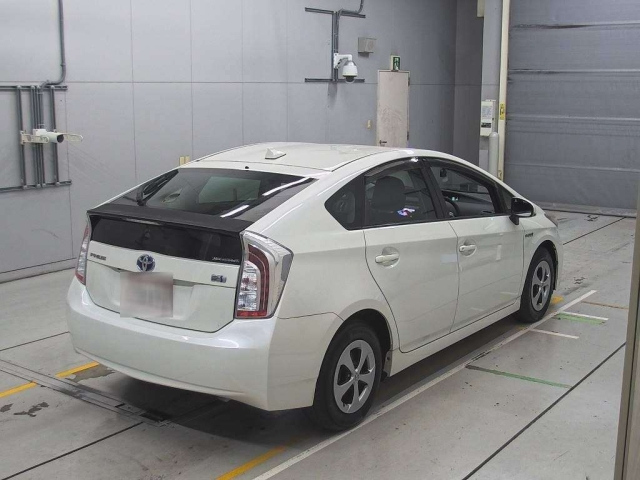 TOYOTA PRIUS 2012