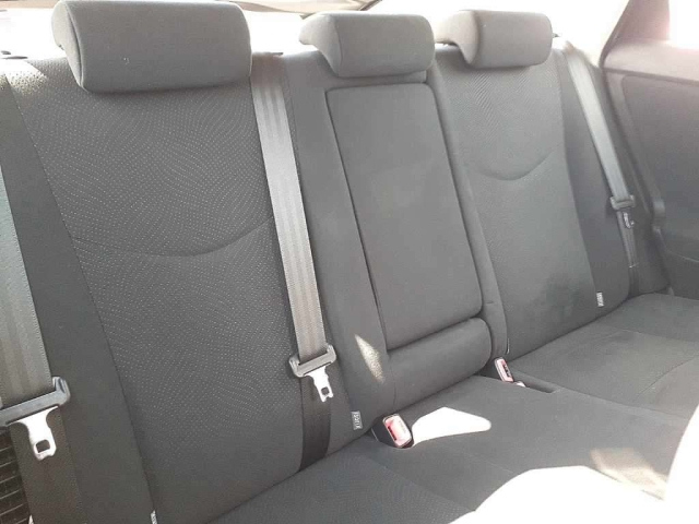 TOYOTA PRIUS 2012