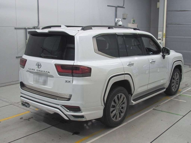 TOYOTA LAND CRUISER 2024