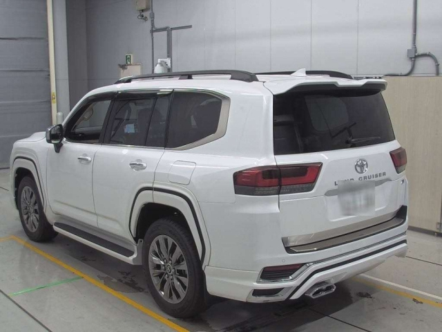 TOYOTA LAND CRUISER 2024