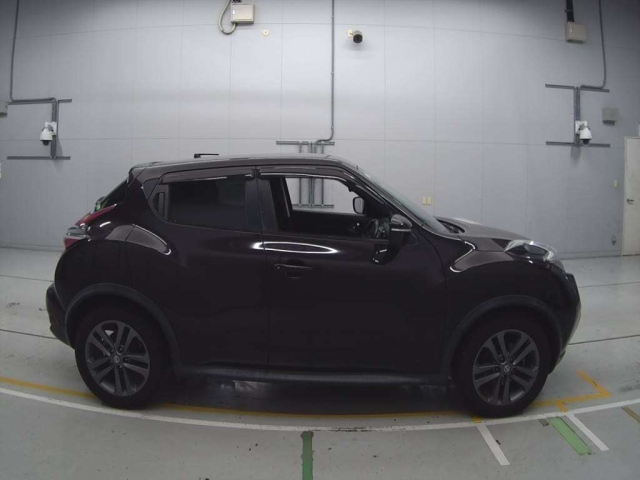 NISSAN JUKE 2015
