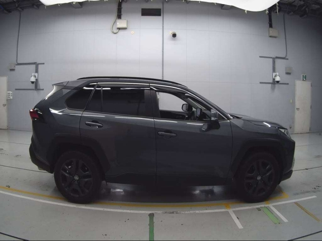 TOYOTA RAV4 2022