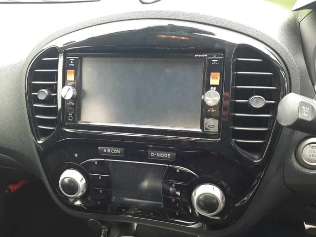 NISSAN JUKE 2015