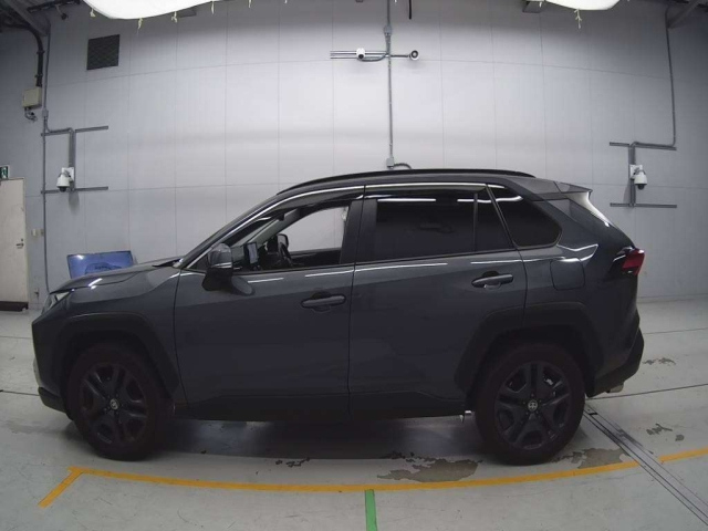 TOYOTA RAV4 2022