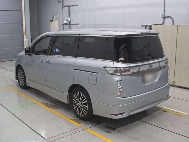 NISSAN ELGRAND 2018