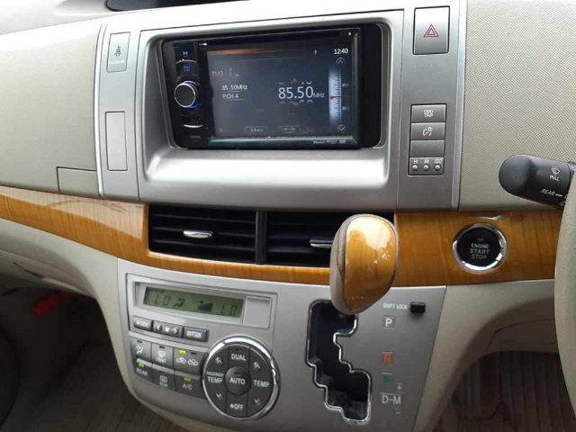 TOYOTA ESTIMA 2008