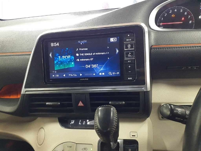 TOYOTA SIENTA 2017