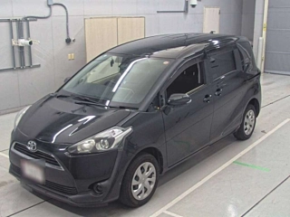 TOYOTA SIENTA 2017