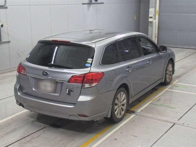 SUBARU LEGACY 2010