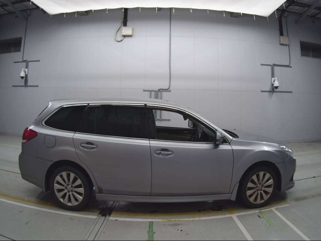SUBARU LEGACY 2010
