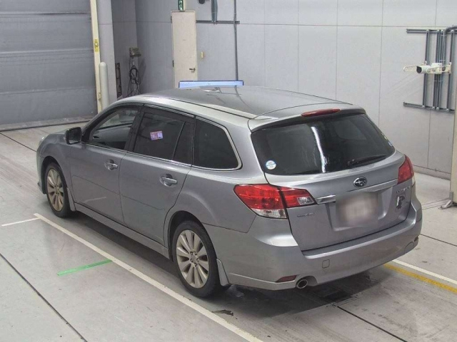 SUBARU LEGACY 2010