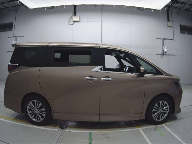 TOYOTA ALPHARD 2024