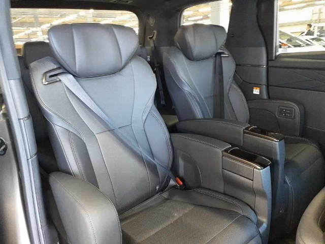 TOYOTA ALPHARD 2024