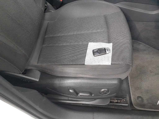 AUDI A4 2016