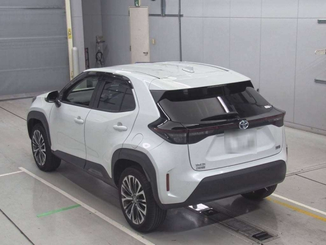 TOYOTA YARIS CROSS 2023