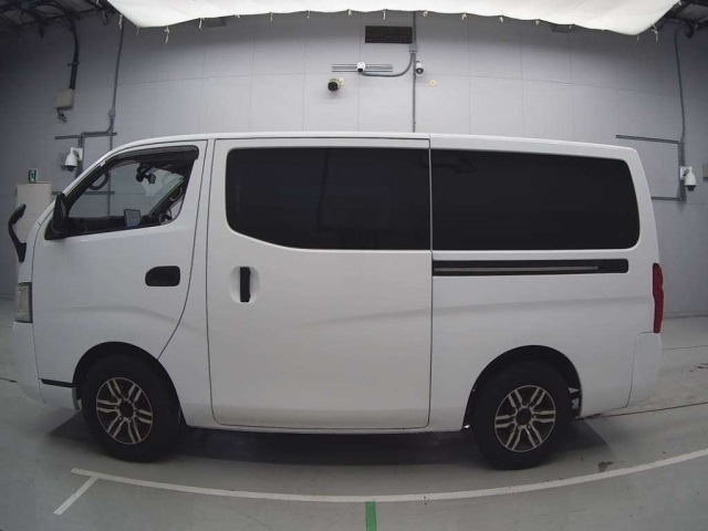 NISSAN CARAVAN VAN 2017