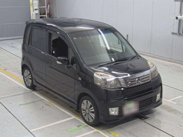 HONDA LIFE 2011