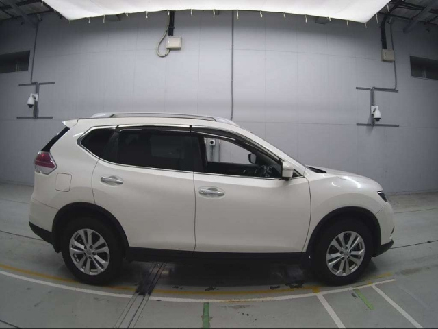 NISSAN X-TRAIL 2016