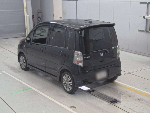 HONDA LIFE 2011