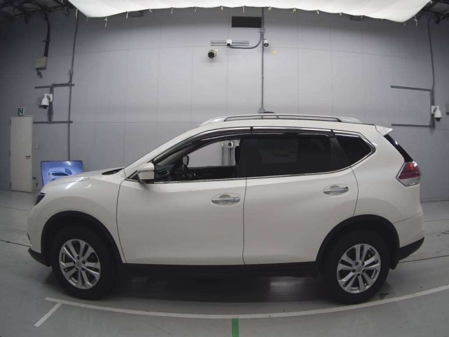 NISSAN X-TRAIL 2016