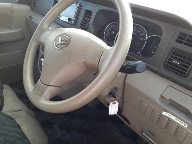 DAIHATSU ATRAI WAGON 2010