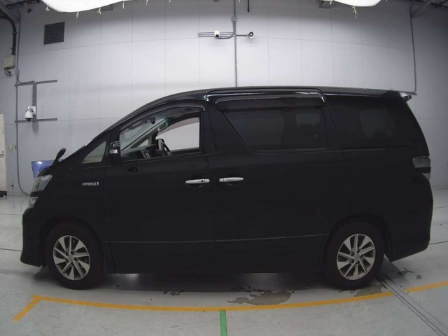 TOYOTA VELLFIRE 2012