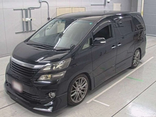 TOYOTA VELLFIRE 2013