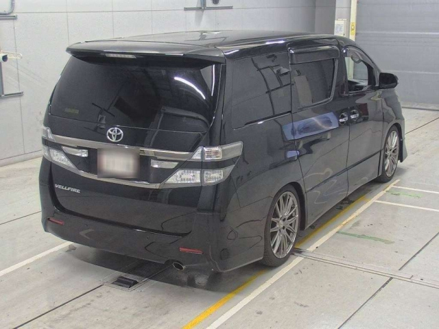 TOYOTA VELLFIRE 2013