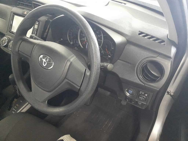 TOYOTA COROLLA AXIO 2023