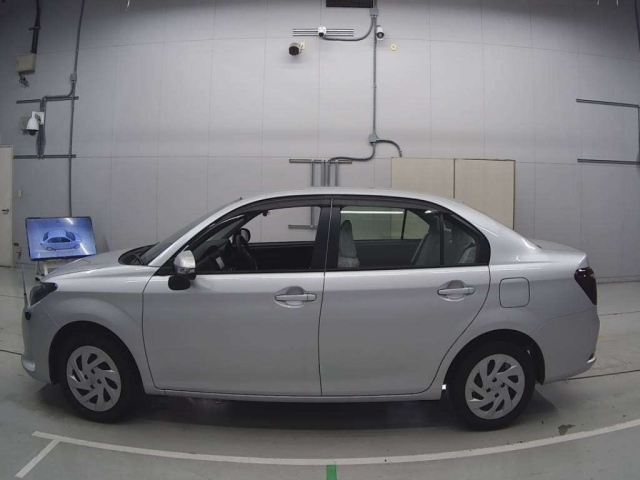 TOYOTA COROLLA AXIO 2023