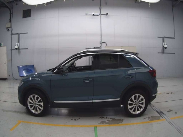 VOLKSWAGEN T-ROC 2022