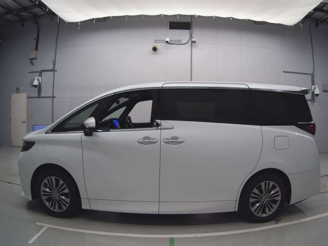 TOYOTA ALPHARD 2023