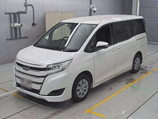 TOYOTA NOAH 2019
