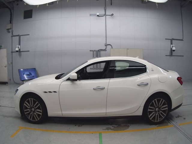 MASERATI GHIBLI 2016