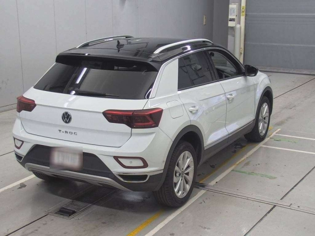 VOLKSWAGEN T-ROC 2023