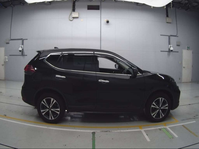 NISSAN X-TRAIL 2020