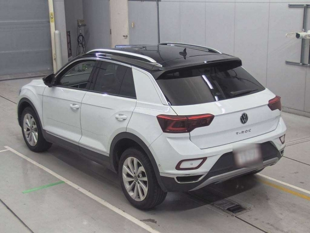 VOLKSWAGEN T-ROC 2023