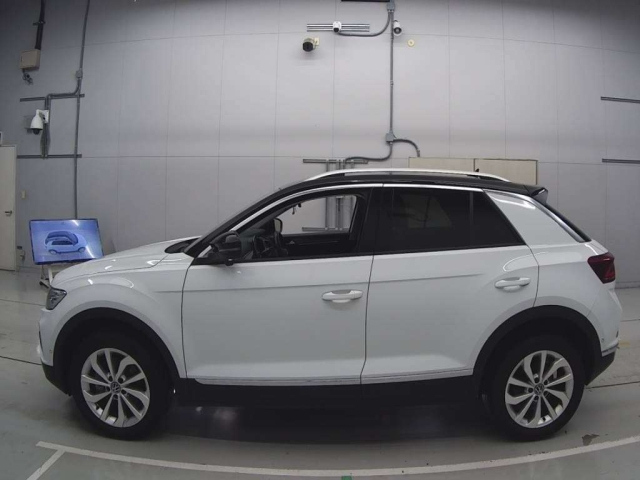 VOLKSWAGEN T-ROC 2023