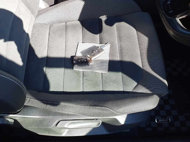 VOLKSWAGEN GOLF 2013