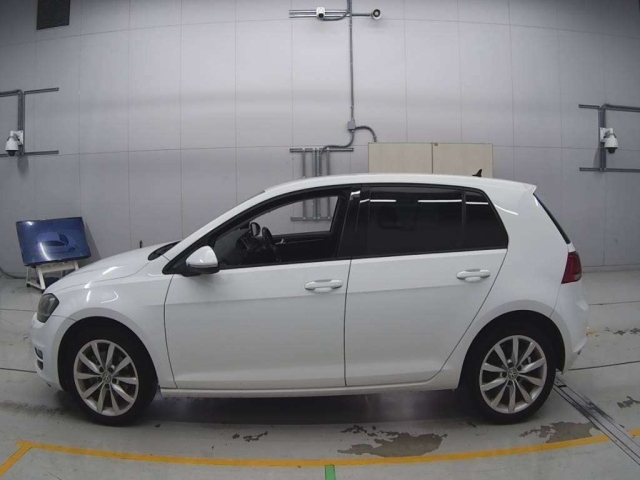 VOLKSWAGEN GOLF 2013