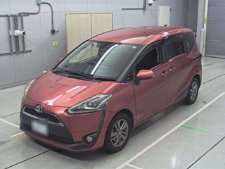 TOYOTA SIENTA 2015