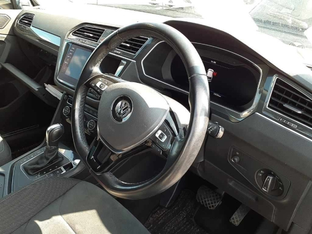 VOLKSWAGEN TIGUAN 2018